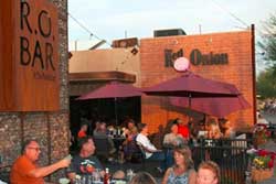 pet friendly restaurants in havasu