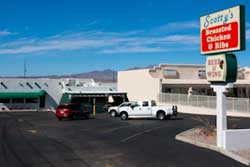 pet friendly restaurants in havasu